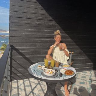 Ellie Thumann feet photo 13