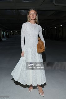 Ellie Thumann feet photo 10