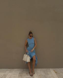 Ellie Thumann feet photo 14