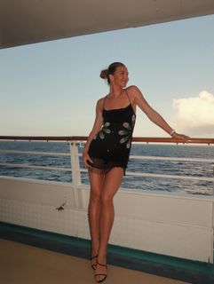 Ellie Thumann feet photo 4