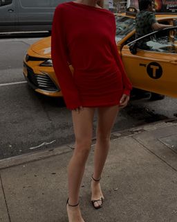 Ellie Thumann feet photo 3