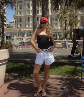 Ellie Thumann feet photo 7