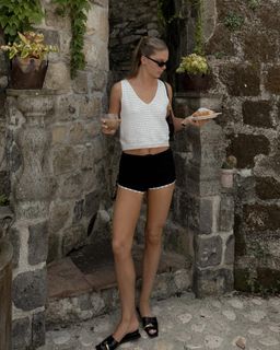 Ellie Thumann feet photo 20