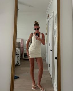 Ellie Thumann feet photo 15