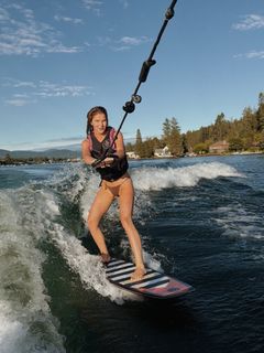 Ellie Thumann feet photo 15