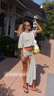 Ellie Thumann feet photo 10