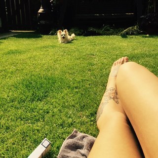 Ellie Warner feet photo thumbnail