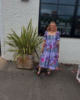 Ellie Warner feet photo 6