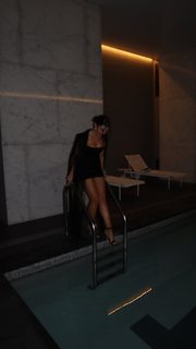 Ellie Zeiler feet photo 11