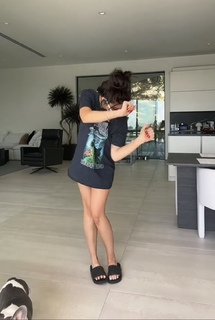 Ellie Zeiler feet photo 10