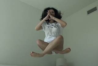 Ellie Zeiler feet photo 2