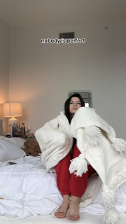Ellie Zeiler feet photo 15