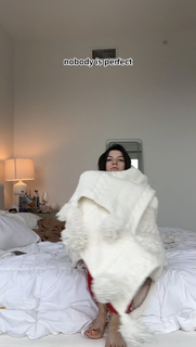 Ellie Zeiler feet photo 12