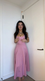 Ellie Zeiler feet photo 3