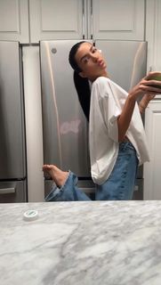 Ellie Zeiler feet photo 6