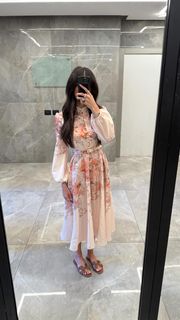 Ellie Zeiler feet photo 1