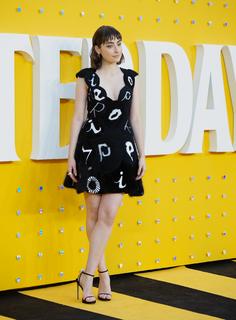Ellise Chappell feet photo 6