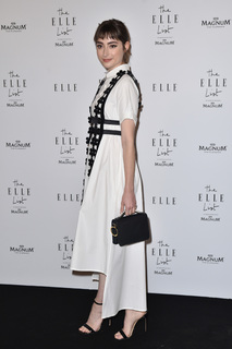 Ellise Chappell feet photo 3