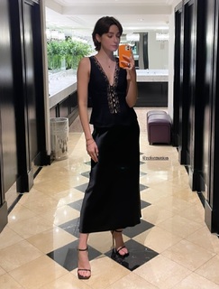 Ellise Chappell feet photo 1