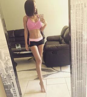 Elma Bayliss feet photo 10