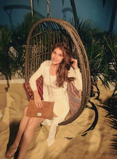 Elnaaz Norouzi feet photo 13