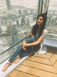 Elnaaz Norouzi feet photo 1