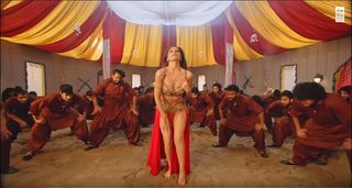 Elnaaz Norouzi feet photo 4
