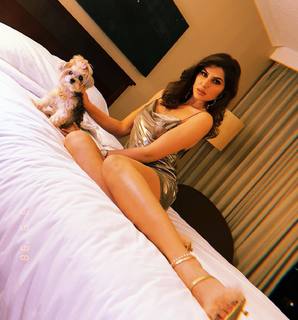 Elnaaz Norouzi feet photo 19