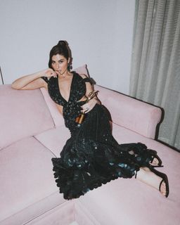 Elnaaz Norouzi feet photo 14