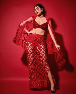 Elnaaz Norouzi feet photo 6