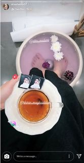 Elnaz Habibi feet photo thumbnail