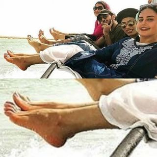 Elnaz Shakerdoost feet photo thumbnail