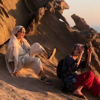 Elnaz Shakerdoost feet photo thumbnail