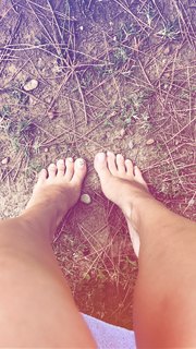 Elodie feet photo thumbnail