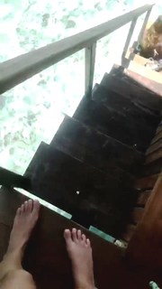 Elodie feet photo thumbnail