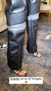 Elodie feet photo thumbnail
