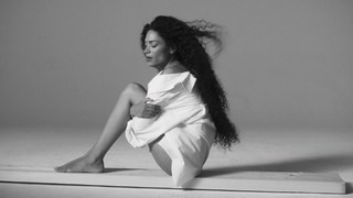 Elodie feet photo thumbnail