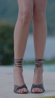 Elodie feet photo thumbnail