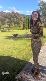 Elodie feet photo thumbnail