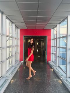 Elodie feet photo thumbnail