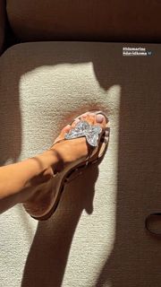 Elodie feet photo 9