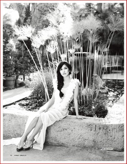 Elodie Yung feet photo thumbnail