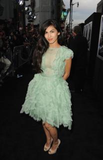Elodie Yung feet photo thumbnail