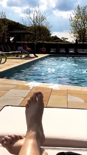 Eloise Smyth feet photo 6
