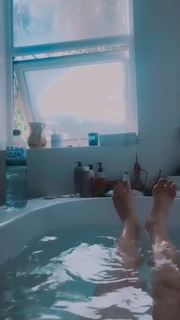 Eloise Smyth feet photo 13