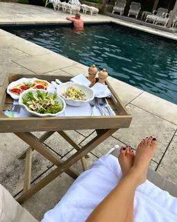 Eloise Smyth feet photo 9