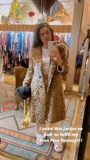 Elouise Eftos feet photo 2