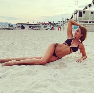 Elsa Anka feet photo 18