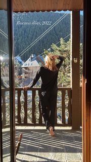 Elsa Anka feet photo 2