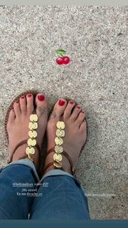 Elsa Anka feet photo 4